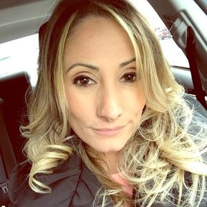 Meet your Posher, Leticia